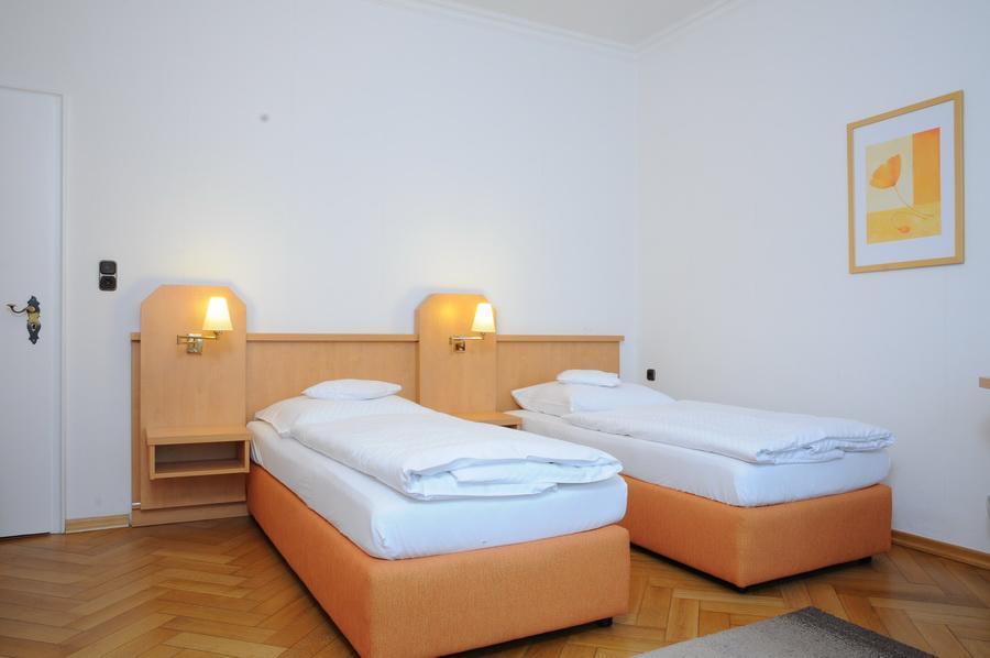 Hotel Hubertus Ανόβερο Εξωτερικό φωτογραφία